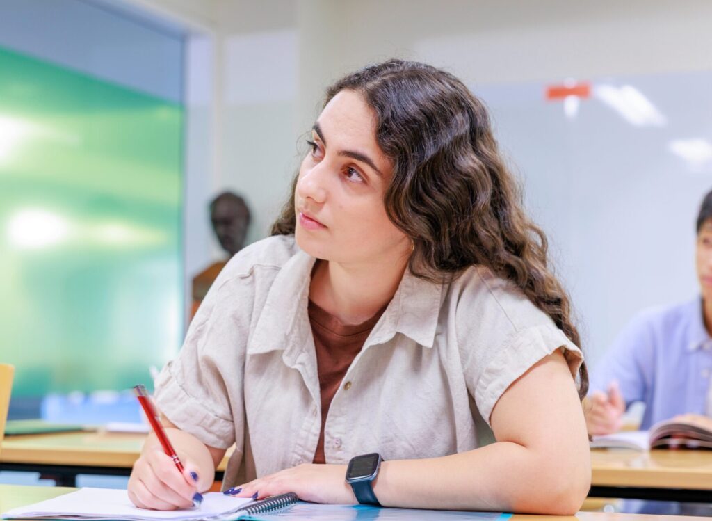 ealing independent college